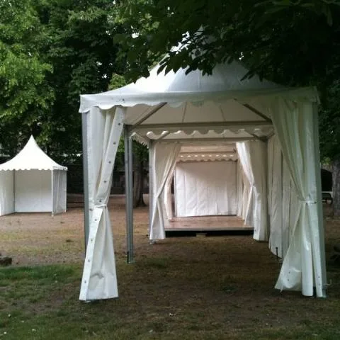Location tente garden pagode 3x3m pour espace éphémère et stand